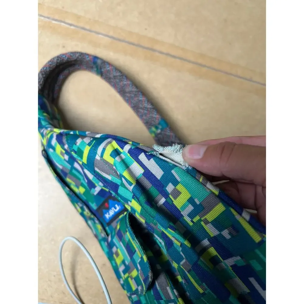 KAVU Rope Sling Bag Jungle Tropical Print Crossbody Backpack Green Travel Bag